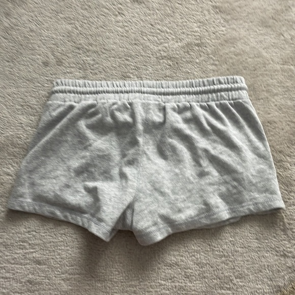 Phi Mu sweatshorts - Picture 2 of 3